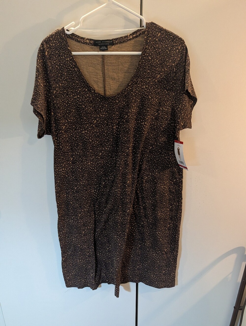 Social Standard XL  Short Sleeve V-Neck Brown Print Dress NWT